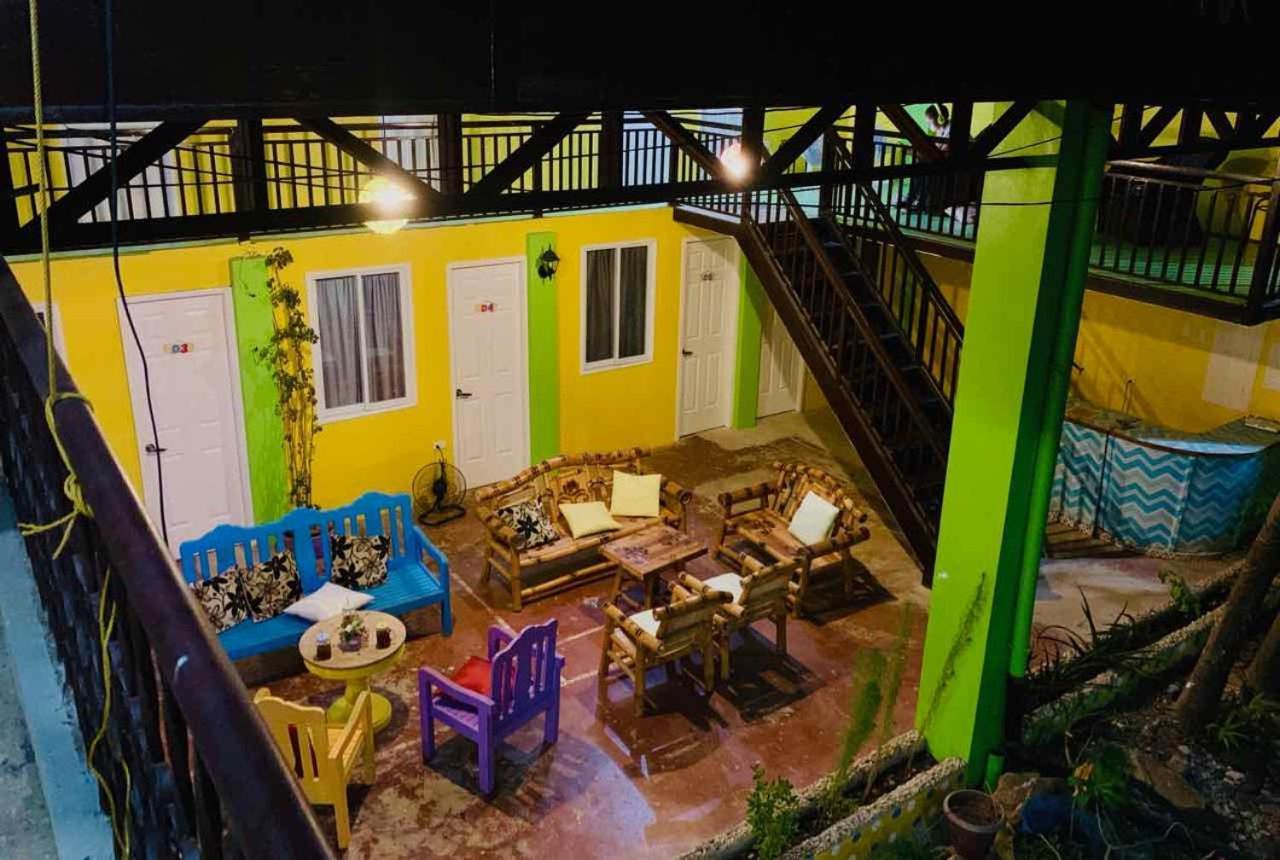 Colors Boutique Hostel Puerto Princesa Eksteriør billede